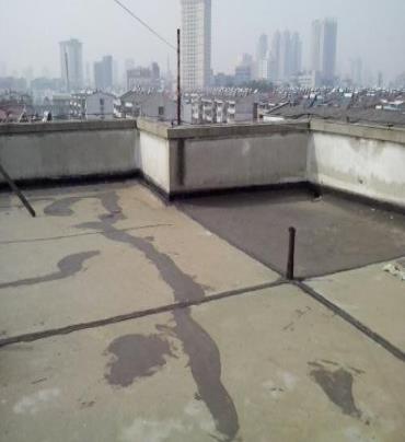 梅州漏水维修 楼顶漏水是什么原因，楼顶漏水维修方法是什么?